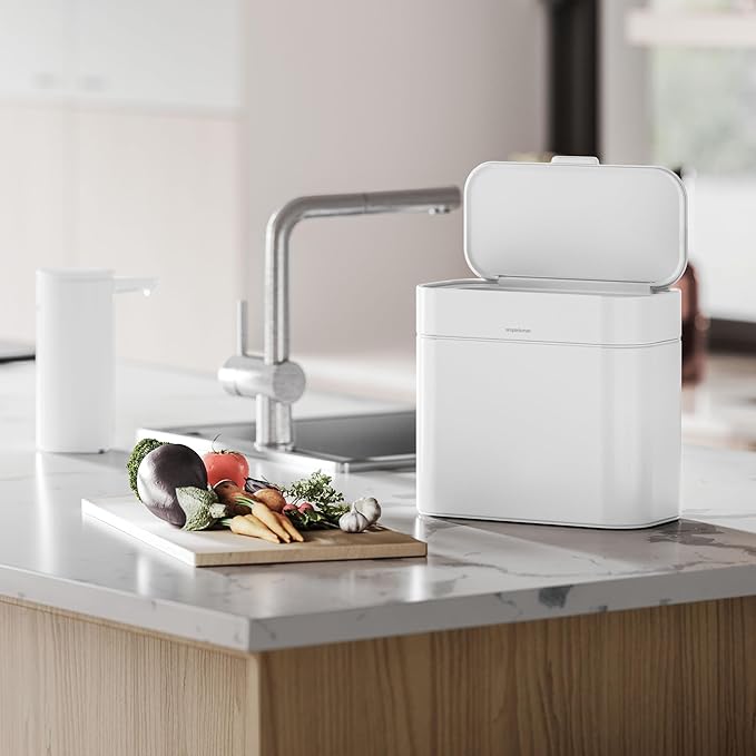 simplehuman Compost Caddy, Detachable and Countertop Bin, 4 Liter / 1.06 Gallon, White