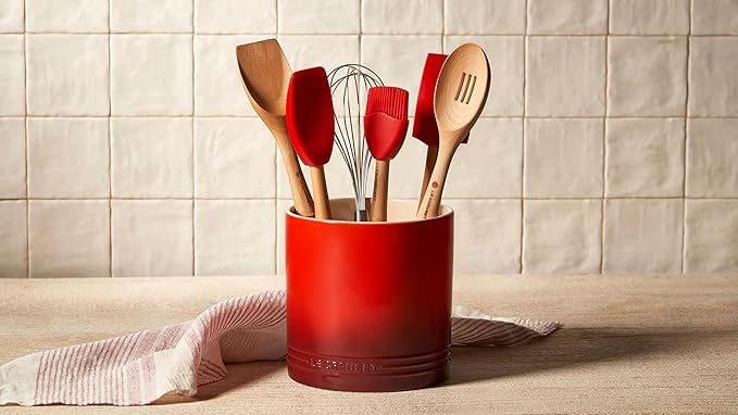 Le Creuset Stoneware Signature Utensil Crock, 2.7 qt., Artichaut
