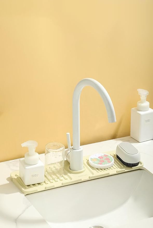 UUbik Sink Faucet Absorbing Mat,Kitchen Sink Splash Guard Longer Silicone Sink Faucet Mat,Silicone Sink Faucet Mat for Dish Soap Sponge Holder for Bathroom (Green,17.5x5.5 Inch)