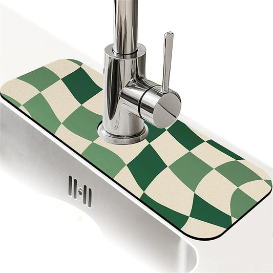 Kitchen Sink Splash Guard，Green-and cream checkered Faucet Mat Sink Gadgets-Super Absorbent Fast Drying Mat Drip Catcher for Kitchen, Bathroom,Sink Mat, Dish Drying Mat, Bathroom(15" X 5.5" )