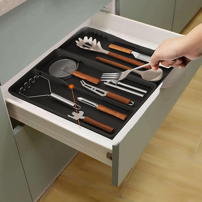 Expandable Utensil Drawer Organizer, Adjustable Silverware Tray for Kitchen Drawer, Cutlery & Flatware Holder with 3 Compartments, Black