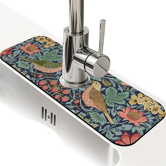 Kitchen Sink Splash Guard，Birds and strawberries Faucet Mat Sink Gadgets-Super Absorbent Fast Drying Mat Drip Catcher for Kitchen, Bathroom,Sink Mat, Dish Drying Mat, Bathroom(15" X 5.5" )