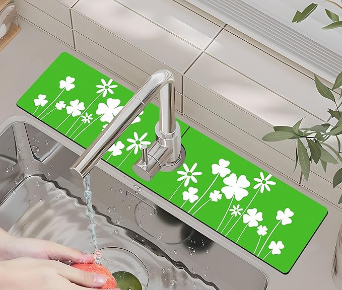 St Patrick's Day Splash Mat-Green Shamrock Super Absorbent Diatomite, Non-Slip & Fast Drying for Kitchen Sink 1 PC (23.5" X 5.5" )