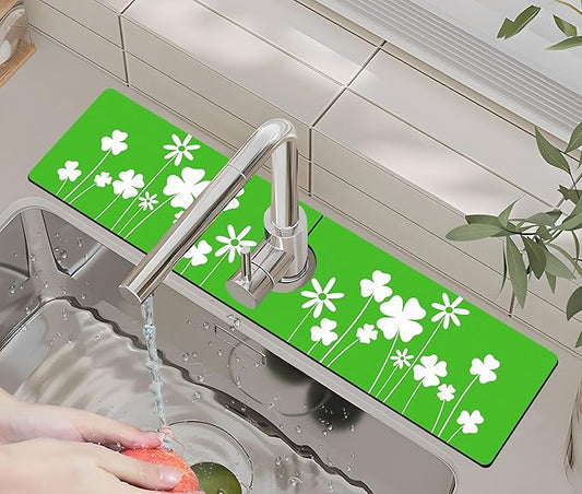 St Patrick's Day Splash Mat-Green Shamrock Super Absorbent Diatomite, Non-Slip & Fast Drying for Kitchen Sink 1 PC (23.5" X 5.5" )