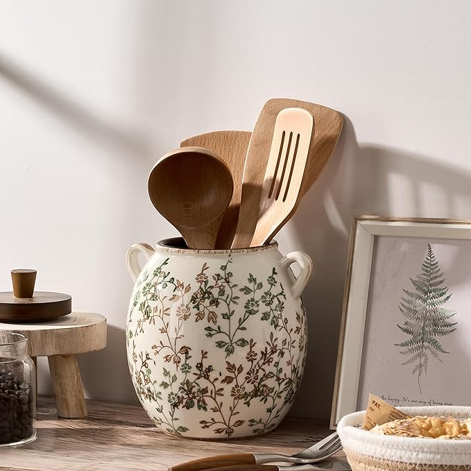 JIEMEI HOME Kitchen Utensil Holder with Handle, 6.69" Stable Pastoral Floral Ceramic Utensil Crock for Countertop, Utensil Organizer with Cork Bottom, Spatula Holder For Kitchen Decor, Green and Beige